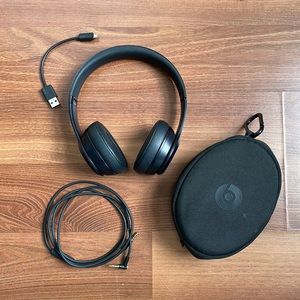 Beats by Dre Solo 3 Headphones